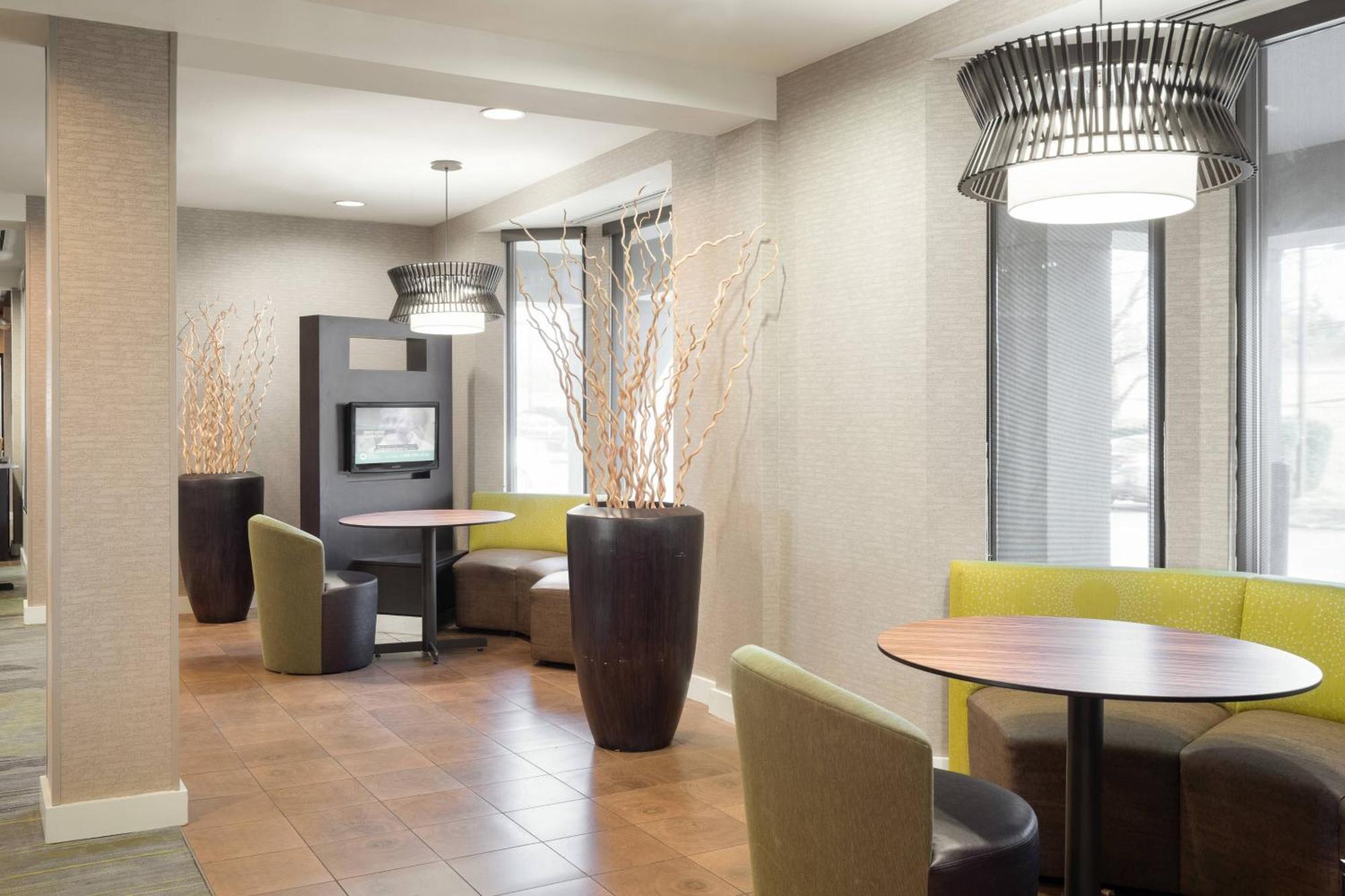 Courtyard By Marriott Принстън Екстериор снимка