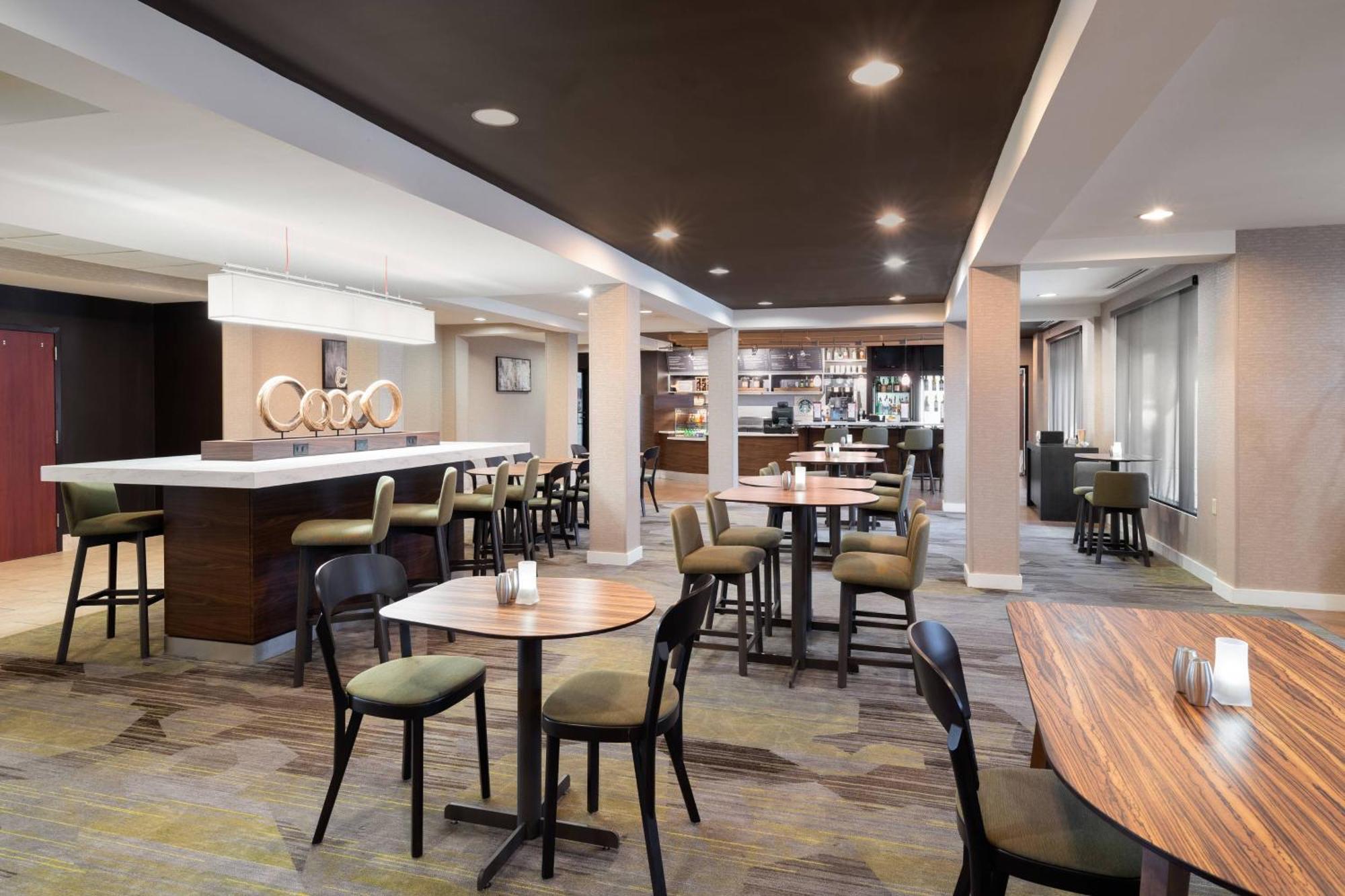 Courtyard By Marriott Принстън Екстериор снимка